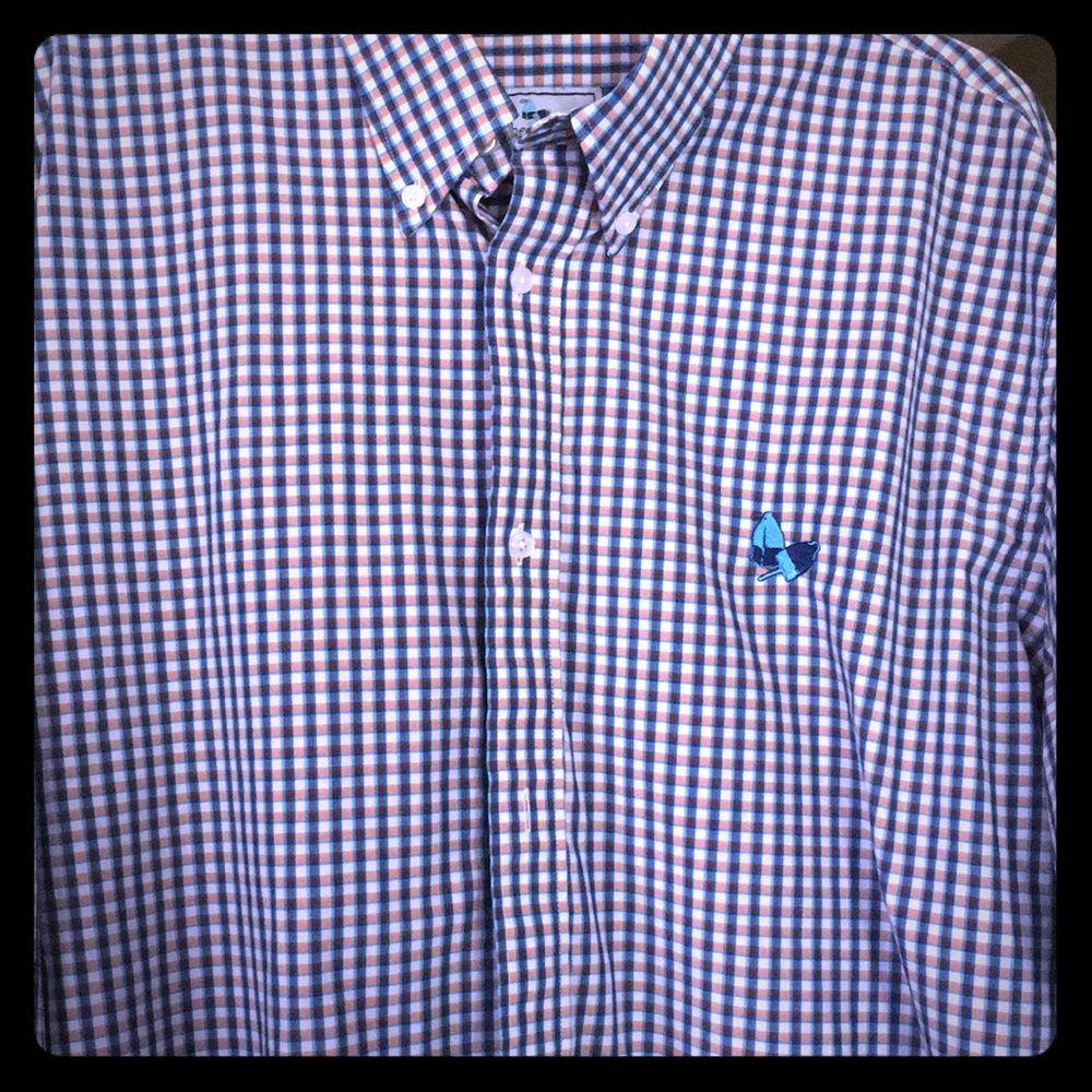Southern buoys button down